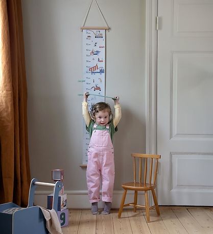 Sebra Wall Decoration - Growth Chart - Busy Builders