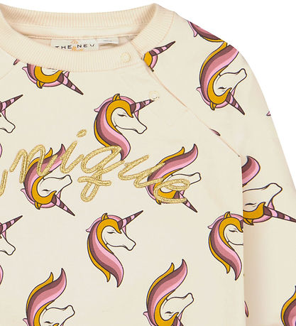 The New Siblings Sweatshirt - TnsHanni - White Swan w. Unicorn