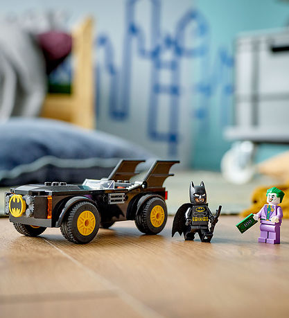 LEGO DC Batman - Batmobile Hunt : Batman contre le Joker 76264