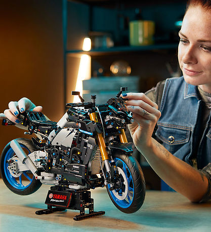 LEGO® Technic - Yamaha MT-10 SP 42159 - 1478 Partar