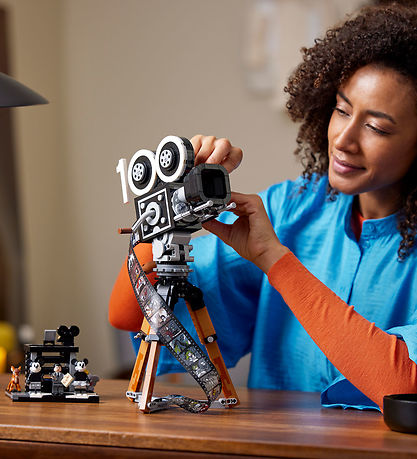 LEGO® Disney - La caméra Hommage à Walt Disney 43230 - 810 Parti