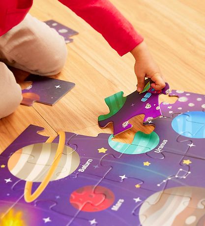 B. toys Floor puzzle - 48 Bricks - The solar system