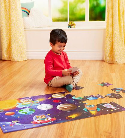 B. toys Floor puzzle - 48 Bricks - The solar system