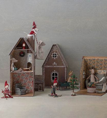 Maileg Maus - Groer Bruder - Weihnachtsmann I Lebkuchenhaus