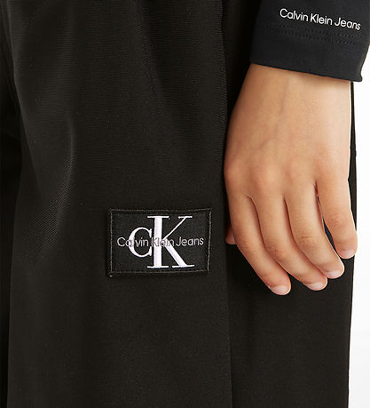 Calvin Klein Byxor - Modern CKJ - Svart