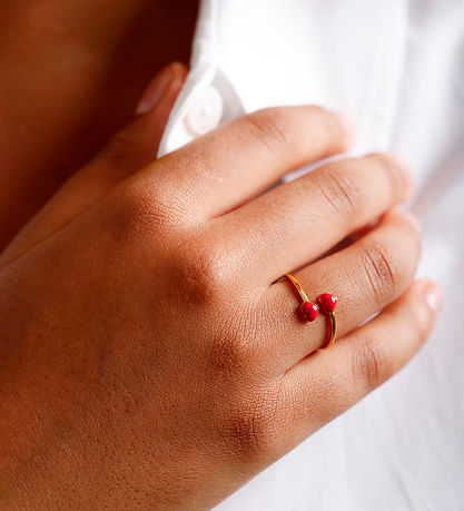 Design Letters Ring - Klein BIG Love - 18 Karat vergoldet