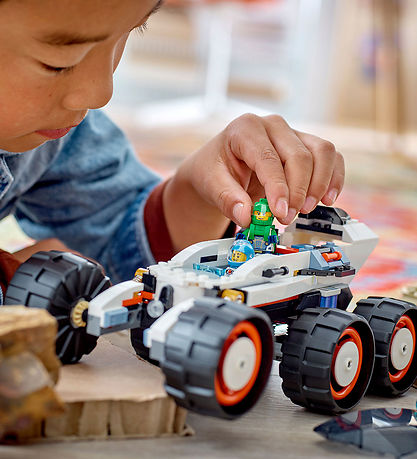 LEGO® City - Space Explorer Rover and Alien Life 60431 - 311 Par
