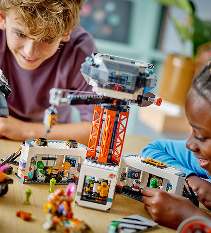 LEGO® City - Space Base and Rocket Launchpad 60434 - 1422 Partar