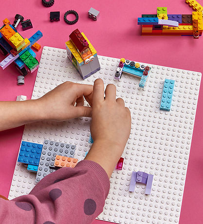 LEGO® Classic+ - White Baseplate - 11026