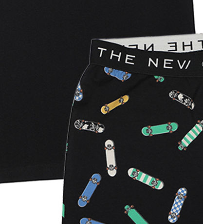 The New Pyjama Set - T-shirt/Shorts - Black Beauty