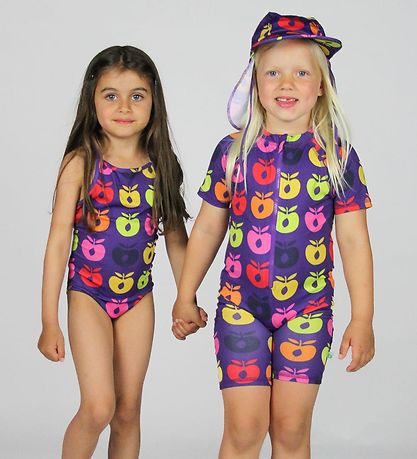 Småfolk Badhatt - UV50+ - Purple Heart m. Retro Äpplen