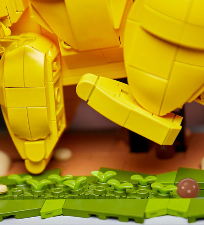MEGA Pokemon figure - Motion Pikachu - 1095 Parts