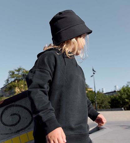 Olsen Kids x Stad Green Hoodie - Svart