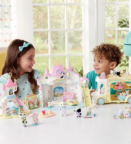 Sylvanian Families - Nursery Sandbox & Pool - 5746
