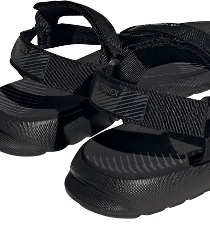 Adidas terra sandals 2025