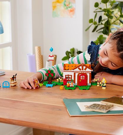 LEGO® Animal Crossing - Isabelle på hustelefon 77049 - 389 D