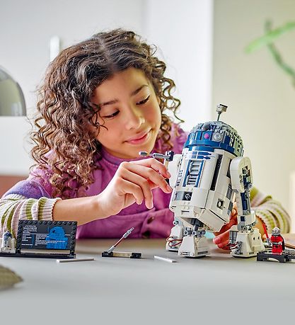 LEGO® Star Wars - R2-D2 75379 - 1050 Partar