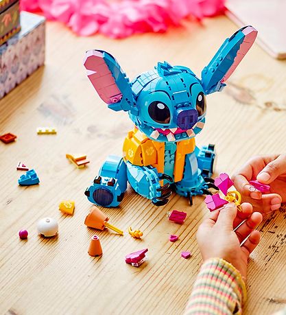 LEGO® Disney - Stitch 43249 - 730 Partar