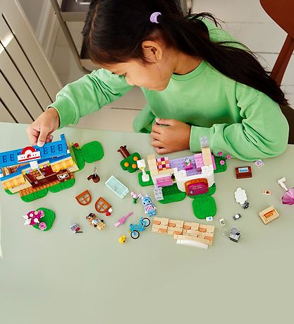 LEGO® Animal Crossing - Nook's Cranny & Rosie's House 77050 - 53