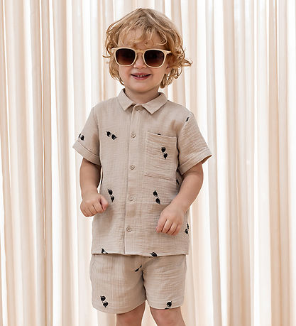 Fliink Shirt - Muslin - Hello - Hummus w. Sunglasses