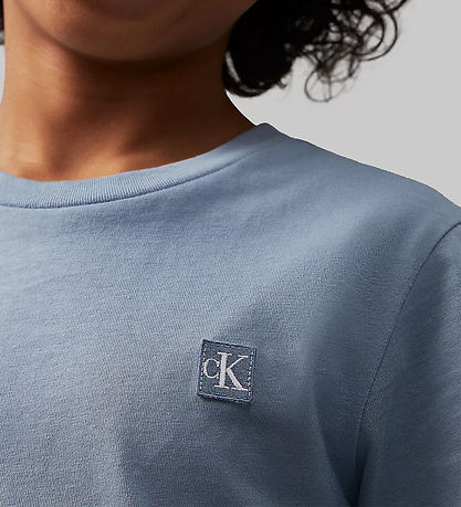Calvin Klein T-shirt - Monogram Mini Badge - Faded Denim