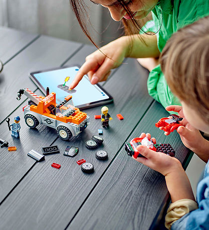 LEGO® City - Sleepwagen en sportautoreparatie - 60435 - 101 De