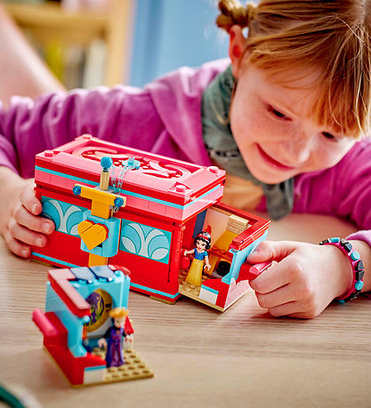 LEGO® Disney - Lumikin korurasia 43276 - 358 Osaa