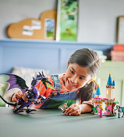 LEGO® Disney - Maleficent?s Dragon Form 43240 - 583 Parts
