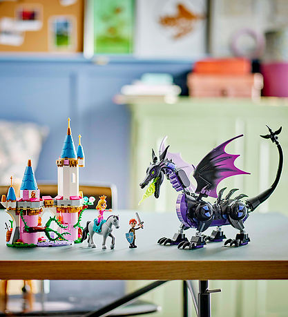 LEGO® Disney - Maleficent?s Dragon Form 43240 - 583 Parts