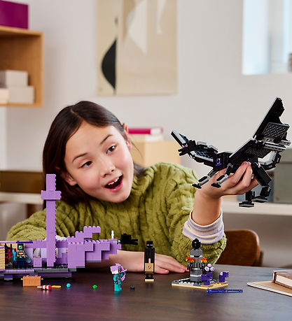 LEGO® Minecraft - The Ender Dragon and End Ship 21264 - 657 Part