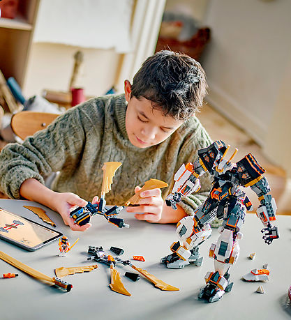 LEGO® Ninjago - Cole's Titan Dragon Mech 71821 - 1055 Parts