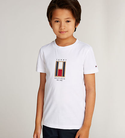 Tommy Hilfiger T shirt Flag Embroidered White KW GR