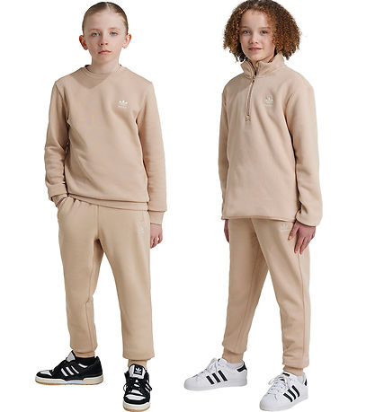 adidas Originals Byxor Magbei
