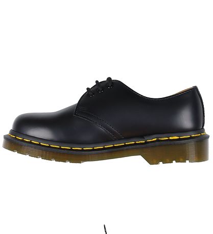 Dr. Martens Shoes - Smooth - Black