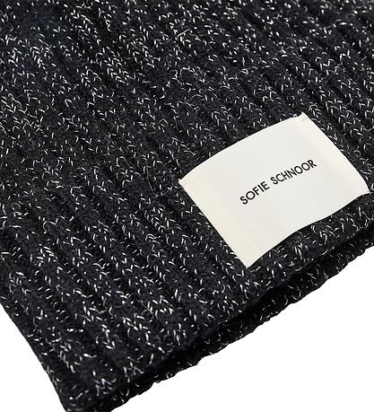 Petit by Sofie Schnoor Beanie - Knitted - Black