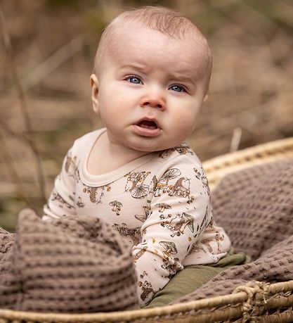 CeLaVi Bodysuit l/s - Loden Green w. Hedgehog and Mushrooms