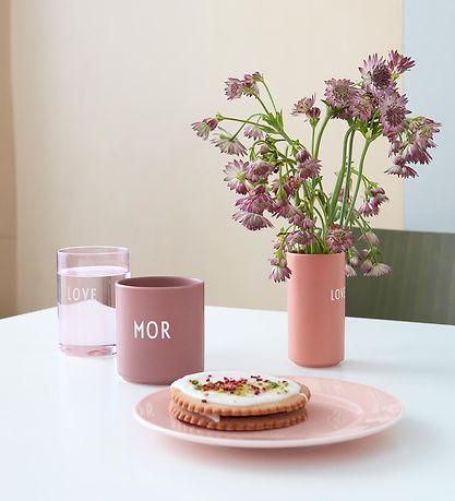 Design Letters Becher - Mutter - Favorit - Rosa