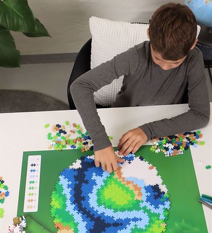 Plus-Plus Puzzle By Number - 800 pcs - Earth