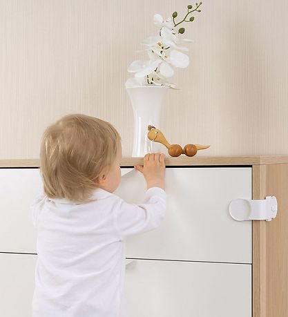 Reer Closet/Drawer Lock - White