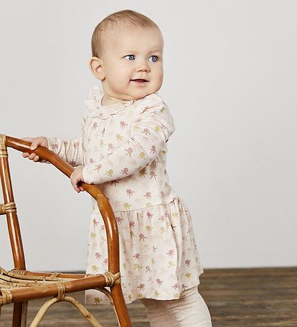 En Fant Kleid - Puder m. Blumen/Glitzer