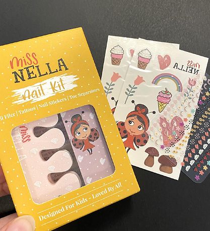 Miss Nella Manicure Set