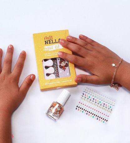 Miss Nella Manicure Set