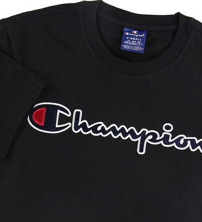 Champion Fashion Stuttermabolur - Svart M. Lógó