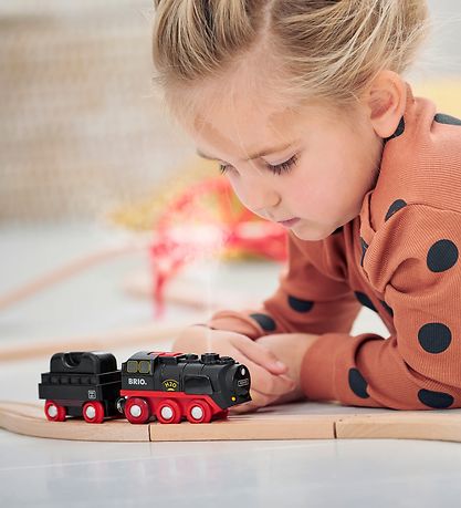 BRIO World Lest - 3 Partar - Battery-Operated Steaming Train 338