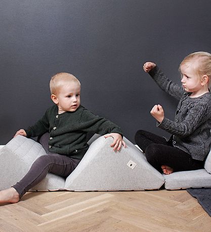 Pine Cone Fold Mattress - Happy Play - 45 x 140 cm - Triangle