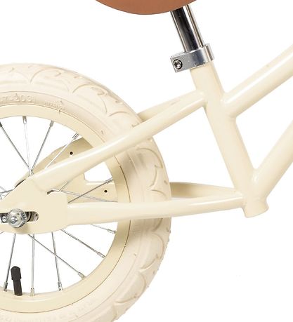 Banwood Balance Bike - First Go! - Ivory