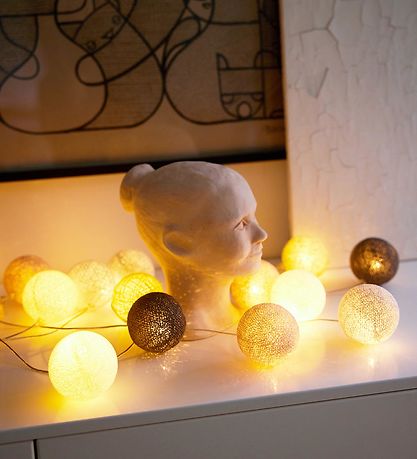 Iris Lights Light Chain - 20 Lights - Blush