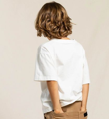 Finger In The Nose T-shirt - King - Off White Macaroni w. Face
