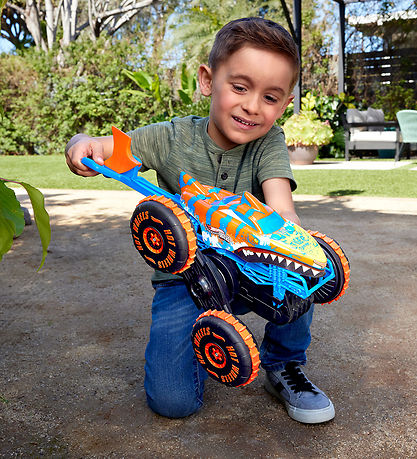 Hot Wheels Remote controlled Car - Monster Trucks - Tiger Shark
