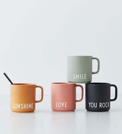 Design Letters Tasse - Favoris - Noir av. Vous Rock